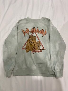 Vintage Def Leppard 'Animal' Graphic Crewneck Sweater - Light Sage
